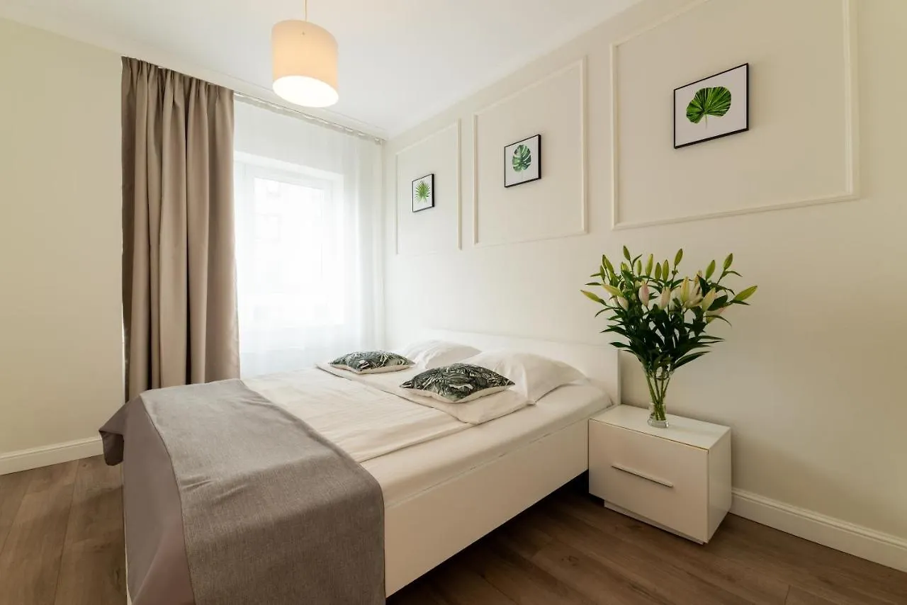 Platinum Towers Central Apartments Варшава 3*,  Польша